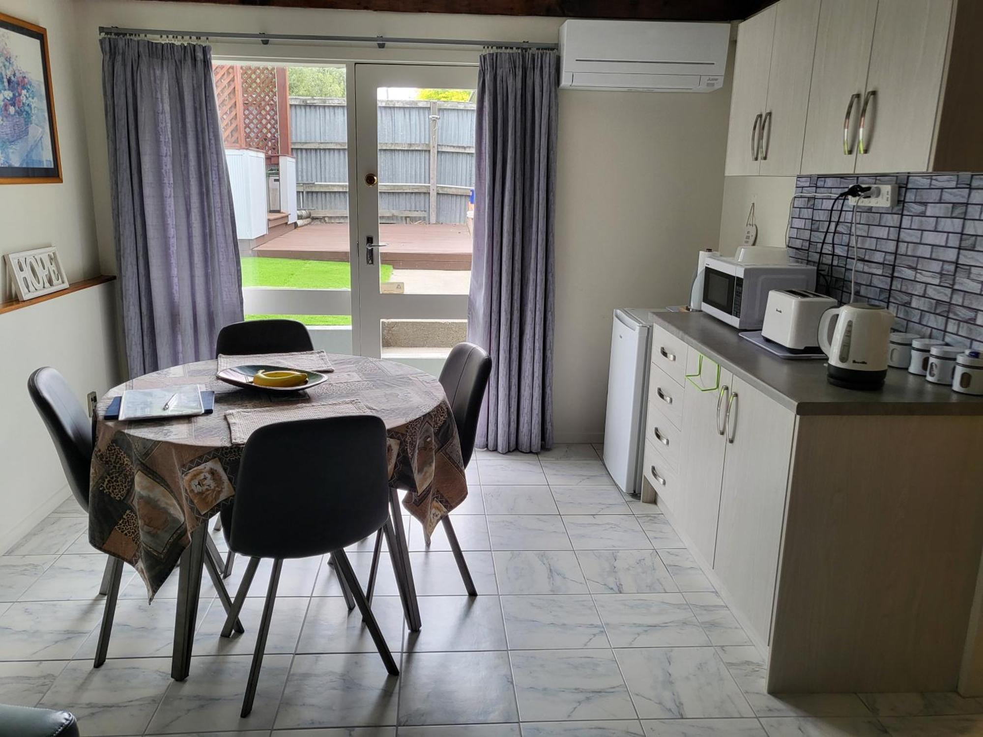 טימארו Barnes Street Bnb חדר תמונה